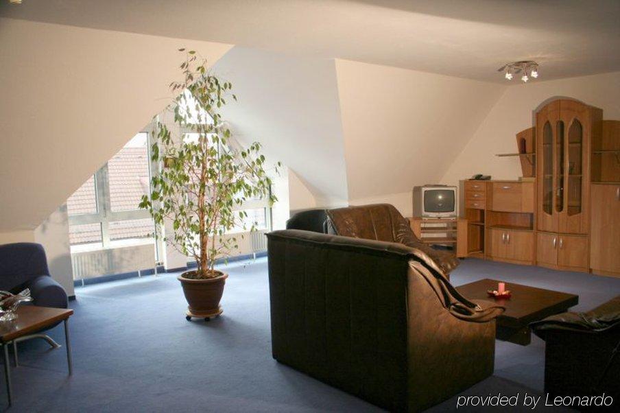 Hotel Domino สตุตการ์ต ภายนอก รูปภาพ